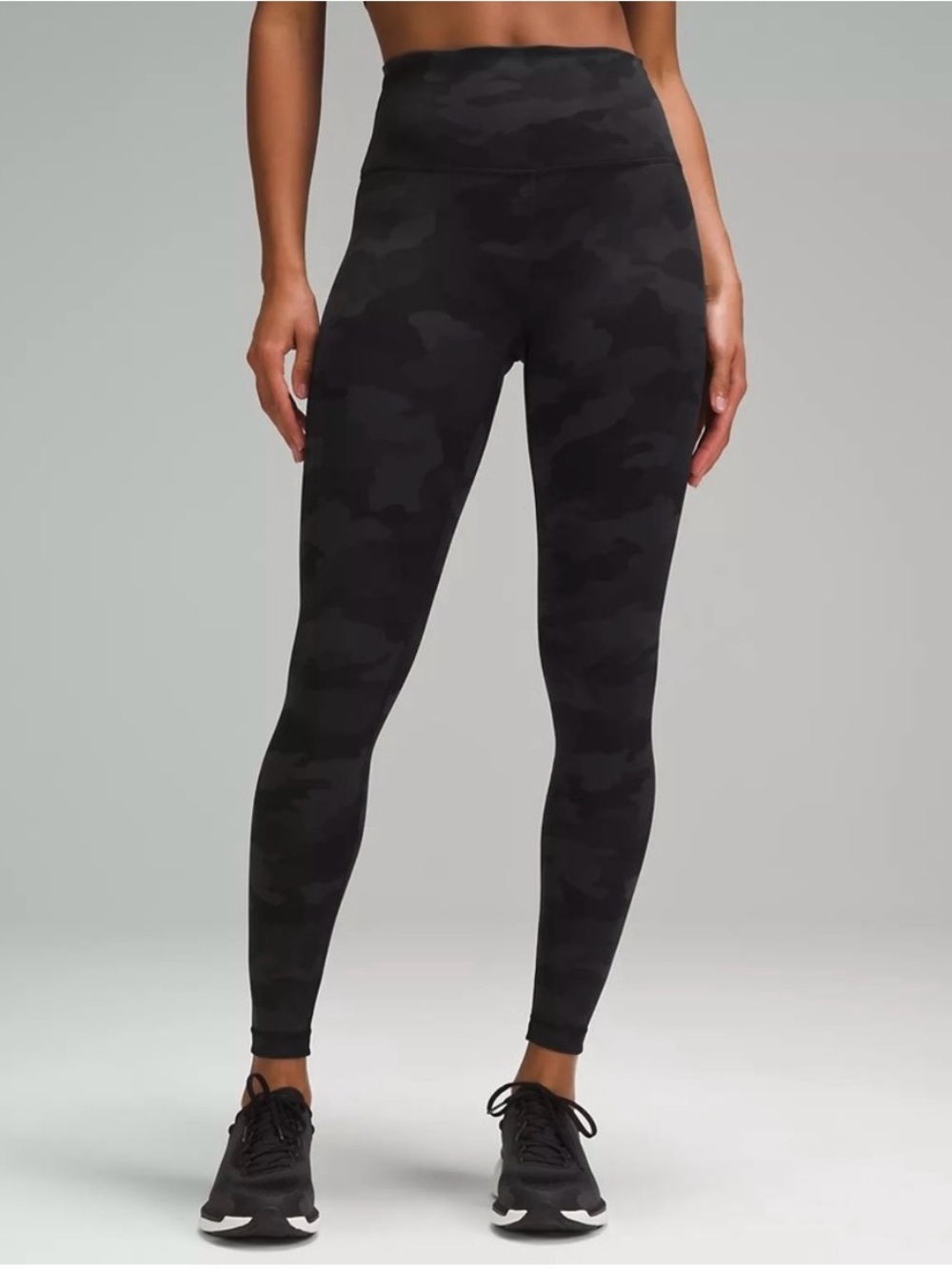 Lululemon Heritage 365 Camo
Deep Coal Camo Leggings